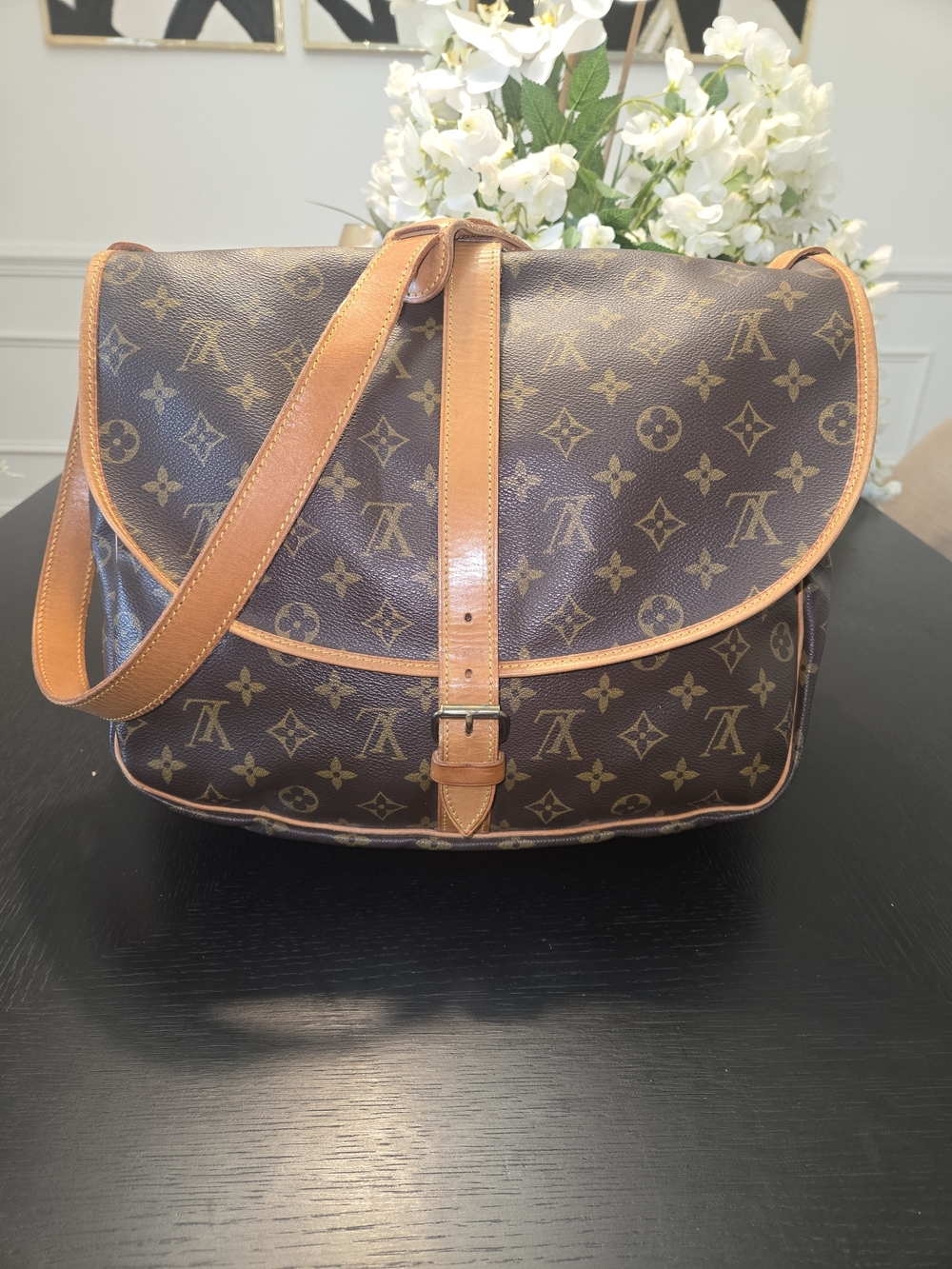 Louis Vuitton Saumur 35 Brown Monogram Canvas Messenger Bag